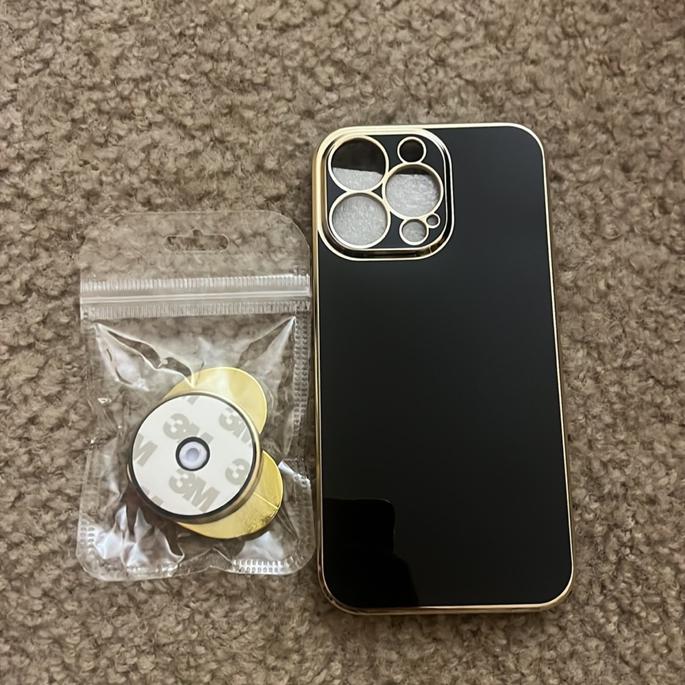 Iphone case - Picture 2 of 3